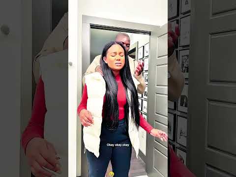 Pretend your neck is broken🤣😂 #funny #funnyvideos #happy #prankideas #like #prank