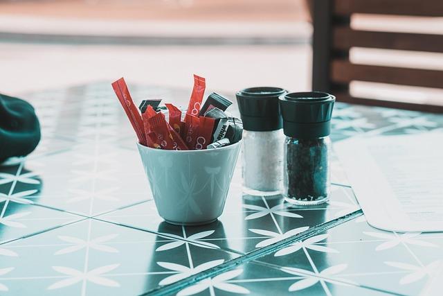 Deciphering the Sweet Deception: How Artificial Sweeteners Influence Your Appetite