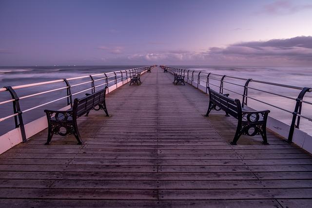 Visual Aesthetics ​and Direction: ​How Saltburn’s Influence Shapes‍ the narrative