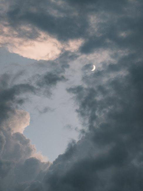 Visualizing Tonight's Moon: Appearance and Characteristics