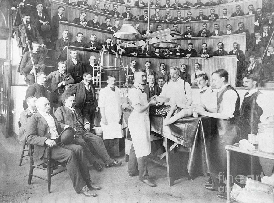 The Influence of‍ Early Surgical Interventions on Body Image