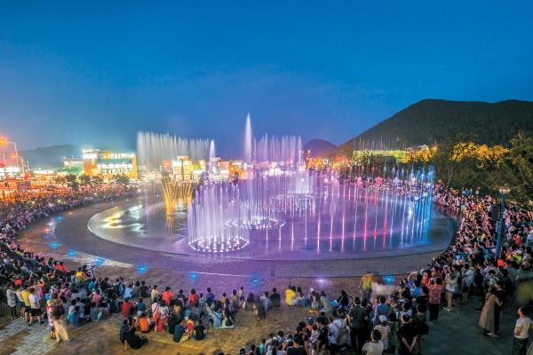 Visual Spectacle⁢ Meets Theatrical Innovation