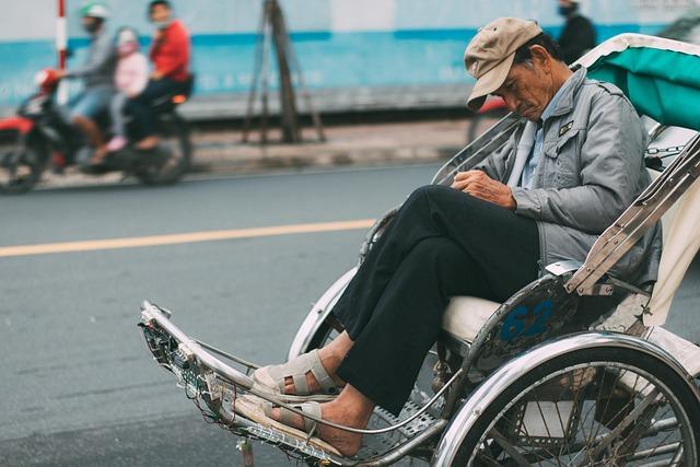 Strategies for Promoting‌ a Balanced View‍ of Chemicals in‍ Daily Life