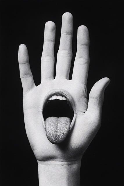 Themes and Symbolism:⁢ What Bugonias⁤ Bizarro Reveals ‌About Society