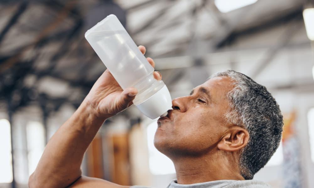 Expert Recommendations: Optimal Hydration Strategies for Daily Life