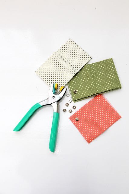 Navigating Social Interactions in the Wake of Visible ‍Scars