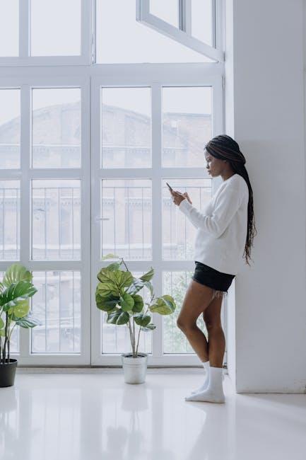 Styling ‍Your iPhone: Tips on Incorporating the Sock into Your Everyday Look